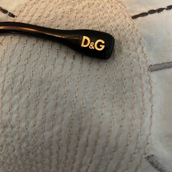 Dolce & Gabbana brown tortoise eyeglasses with case - Picture 8 of 13